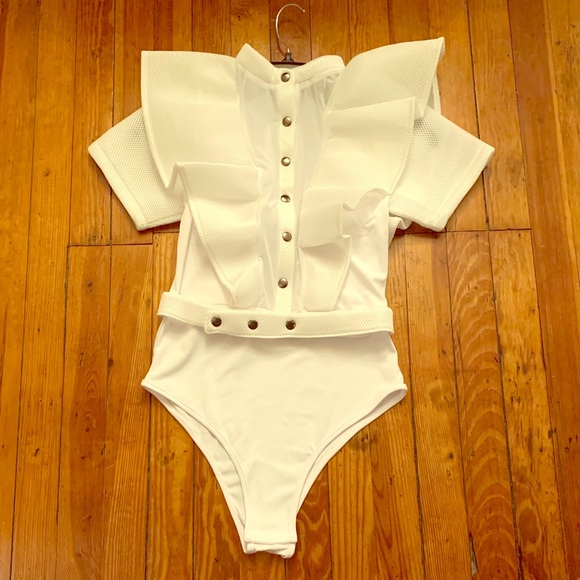 White ruffle bodysuit - Picture 2 of 2
